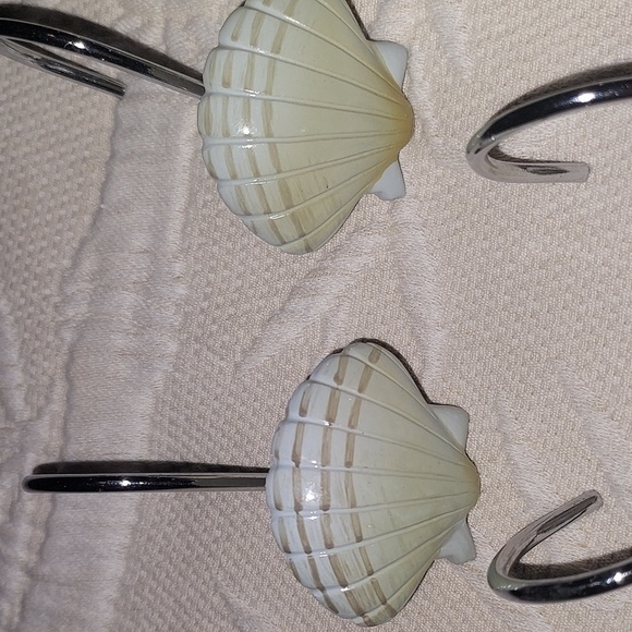 2 Sets Of 12 Shower Curtain Hooks - Picture 3 of 4